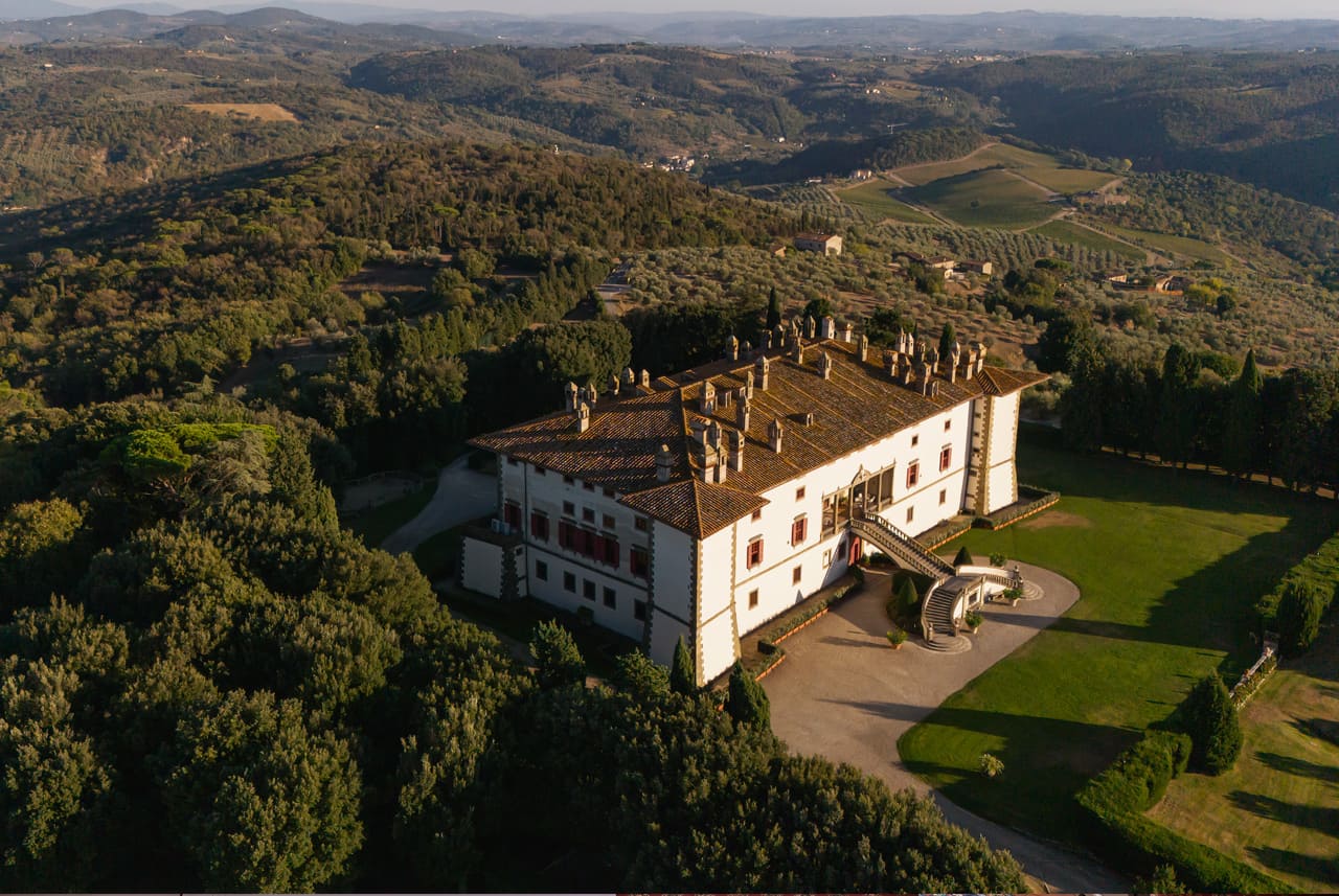CheChic - Destination wedding Italy - Tenuta Artimino - Toscana2 The view from above of Tenuta di Artimino
