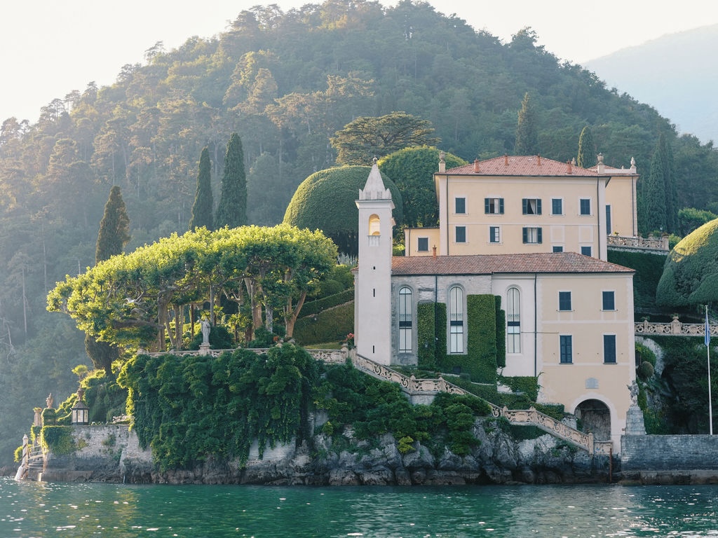 CheChic - Destination wedding Italy - Wedding in Lake Como at Villa Balbianello 00011 Truly once-in-a-lifetime wedding experience above Lake Como at villa Balbianello