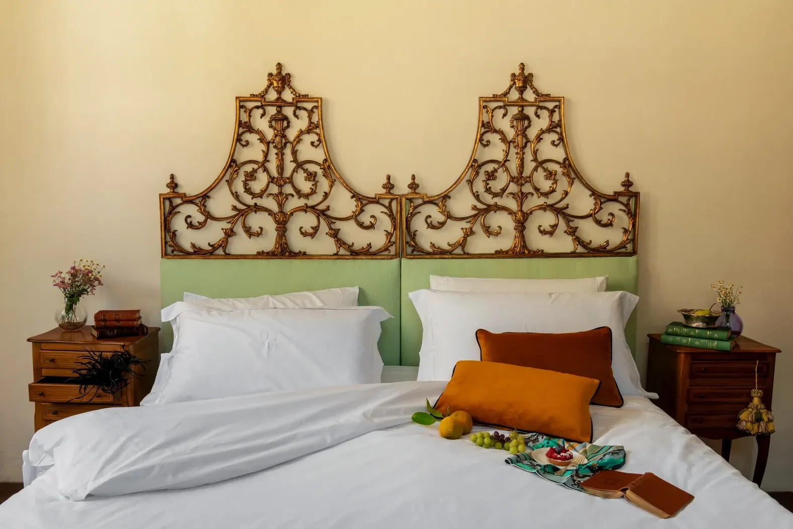 The refined inner spaces of Villa Gamberaia