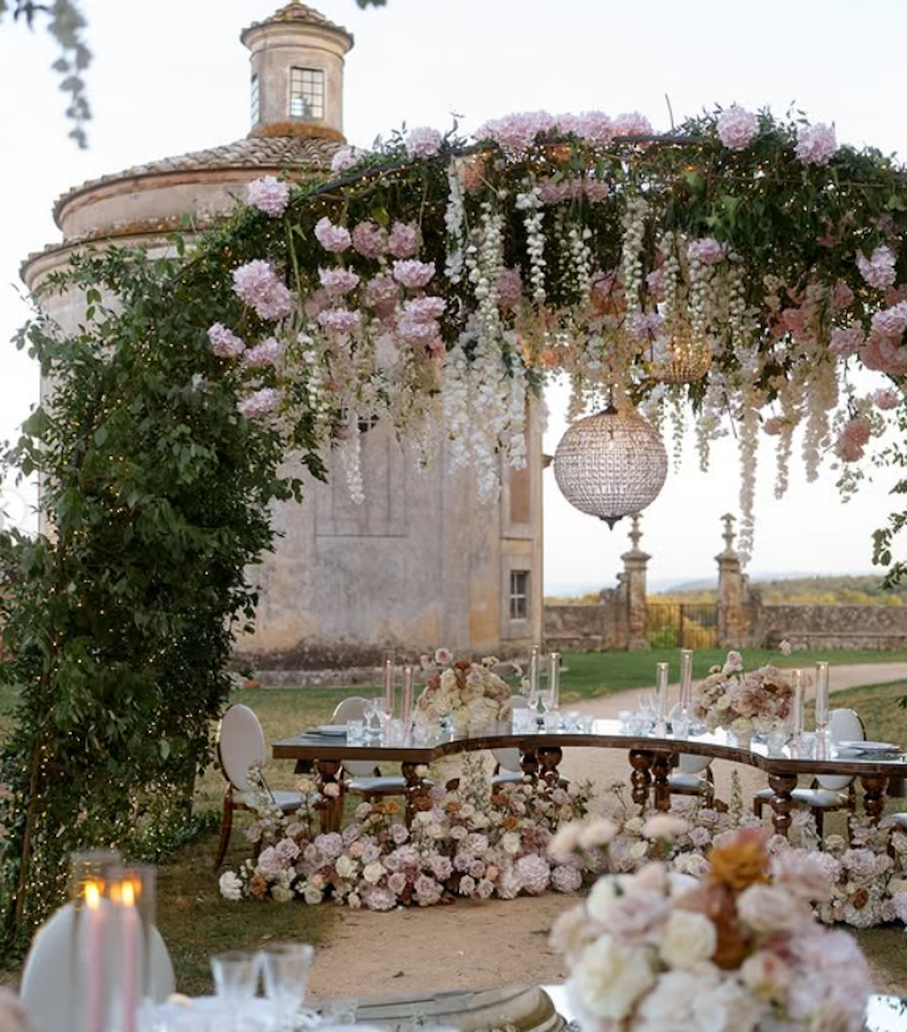 A stunning flower setup at Castello di Celsa