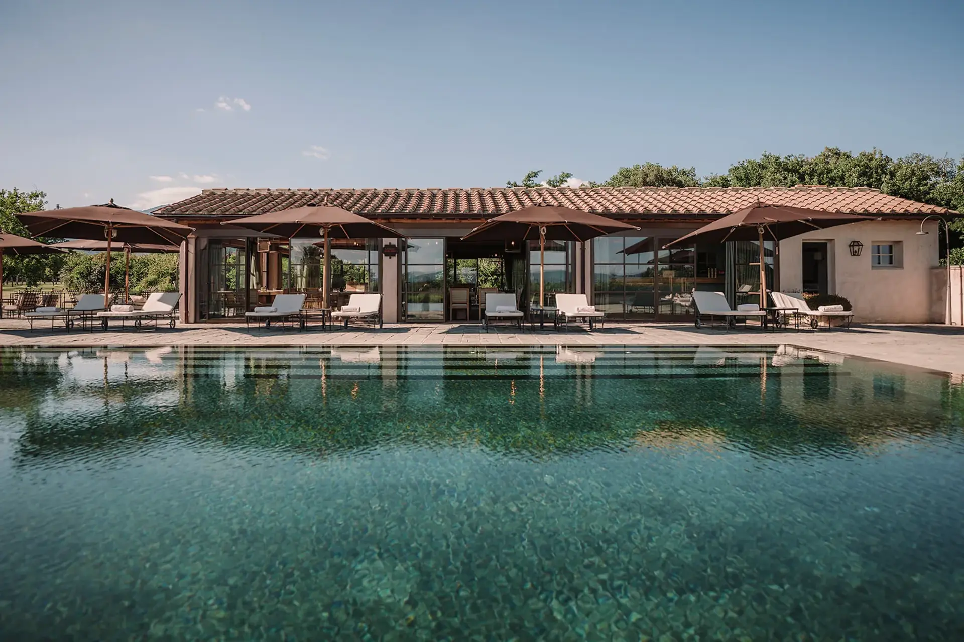 The elegant pool of Il Borro Chateaux and Relais