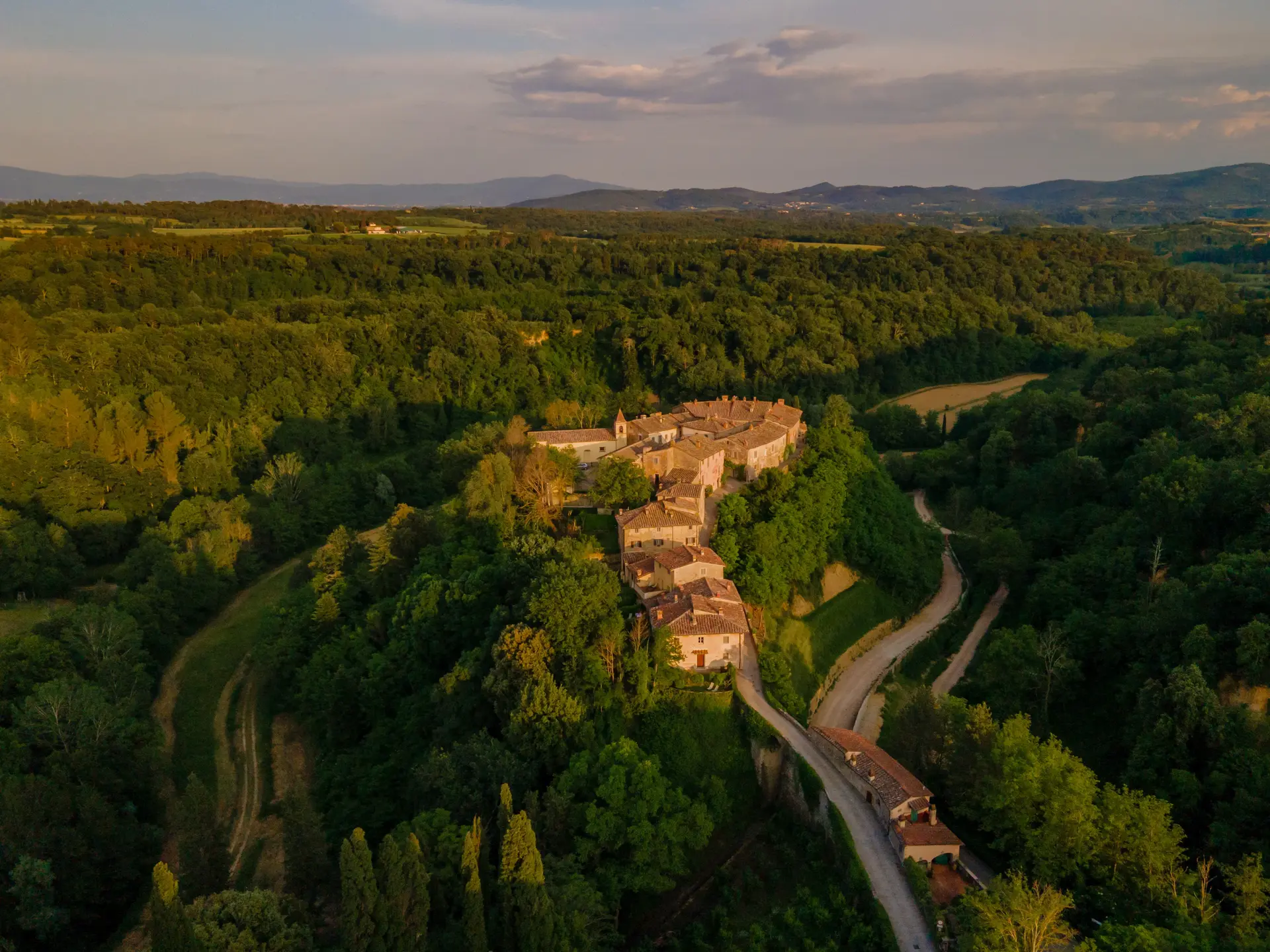 A view from above of Il Borro Chateaux and Relais