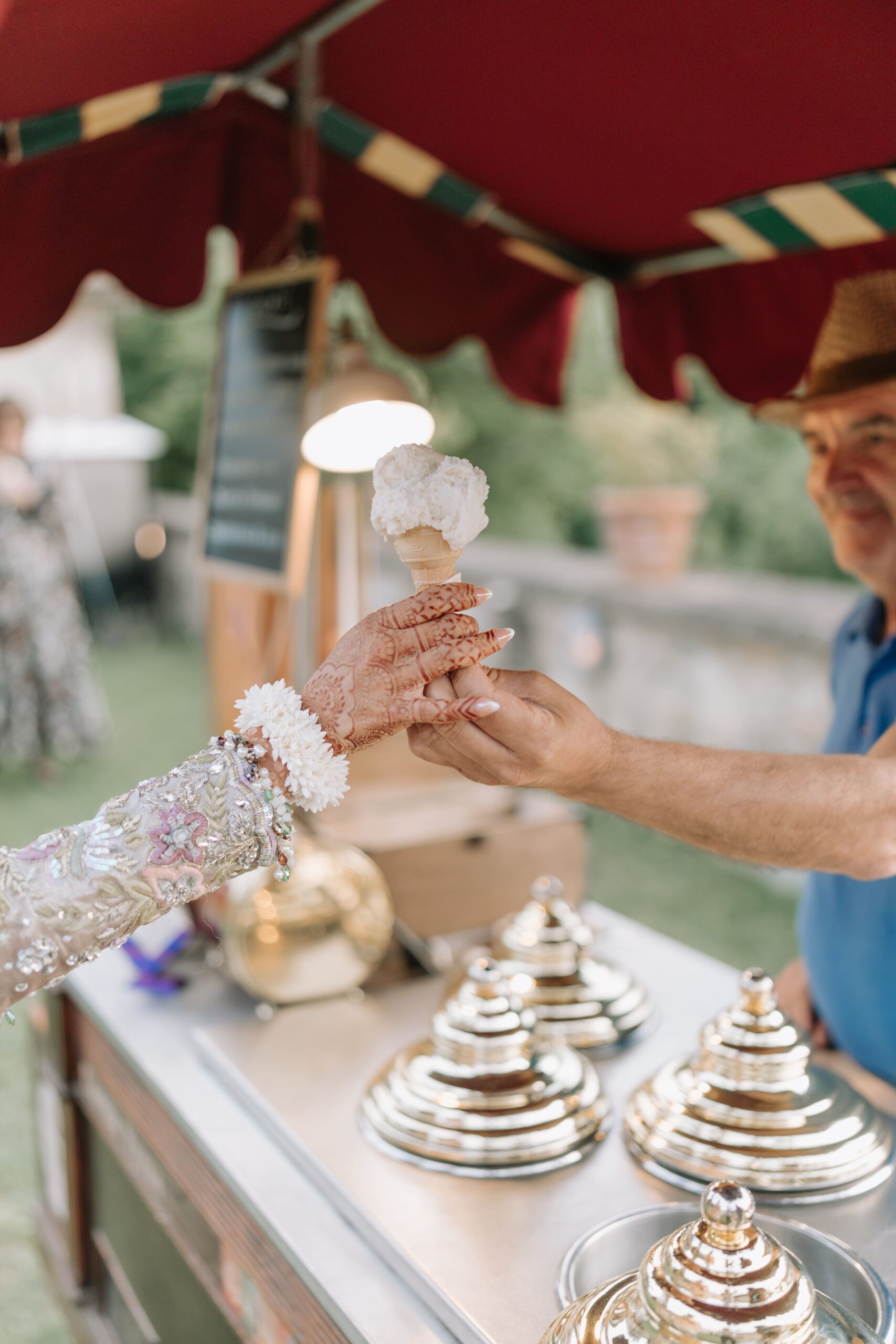 Ice cream truck for a real Italian touch during the wedding
