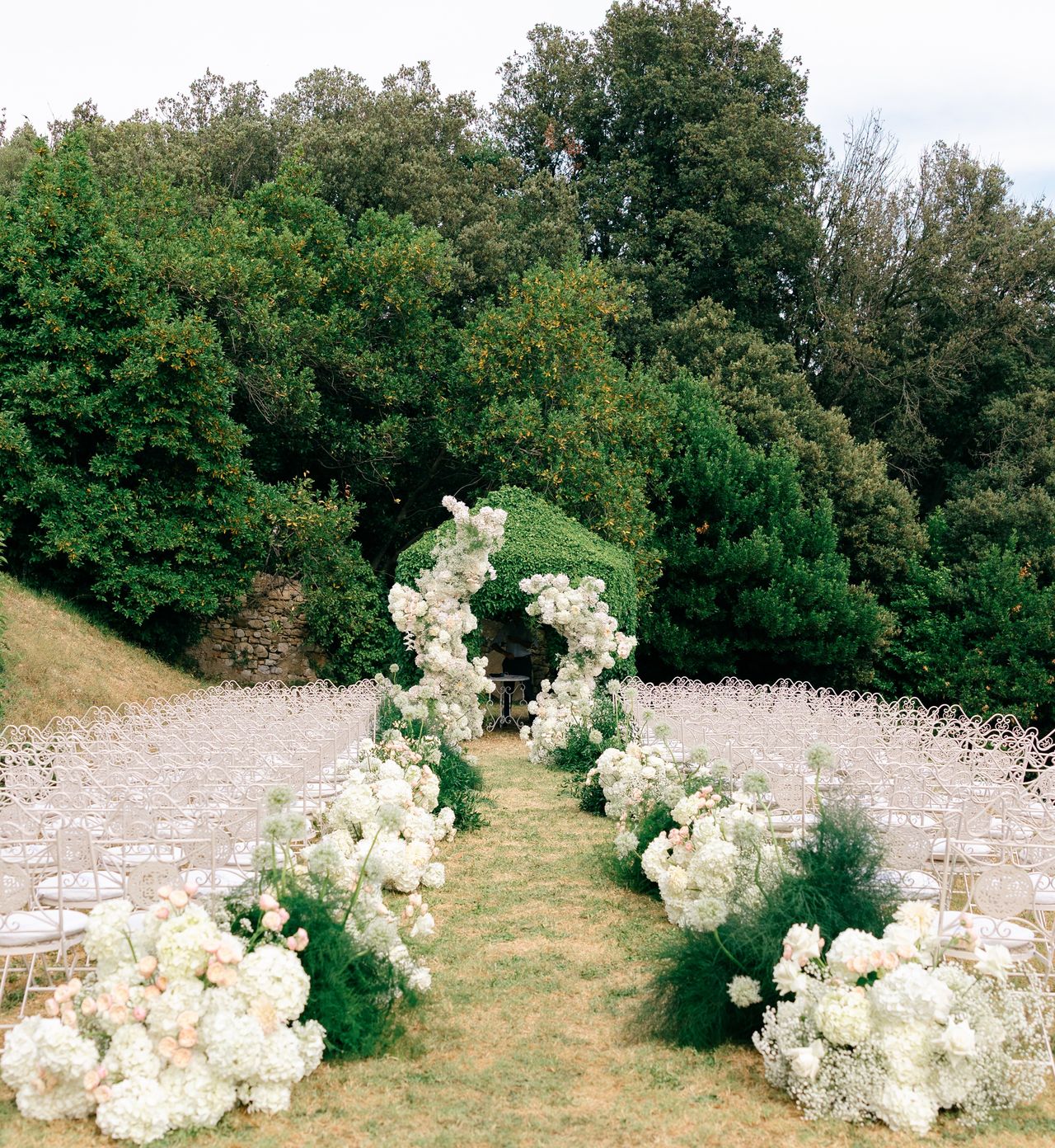 CheChic - Destination wedding Italy - Styling and creative direction - From 3d to reality 2 Image