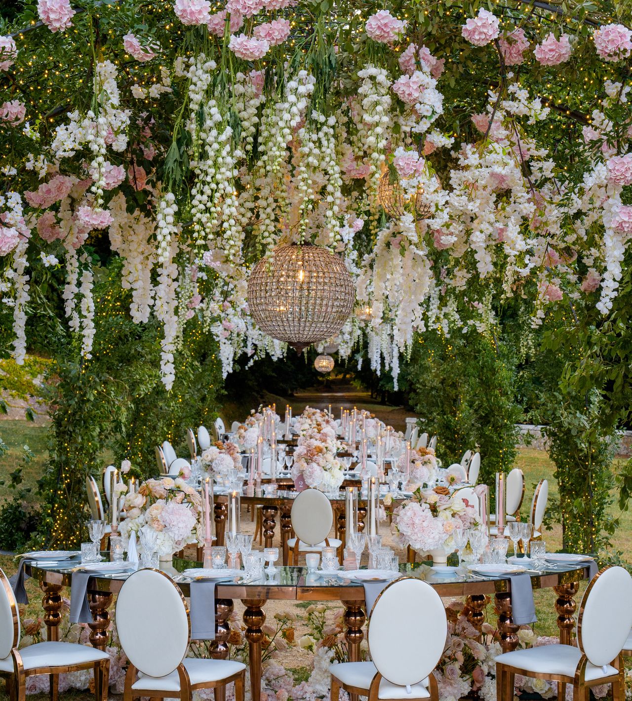 CheChic - Destination wedding Italy - Styling and creative direction - From 3d to reality 4 Image