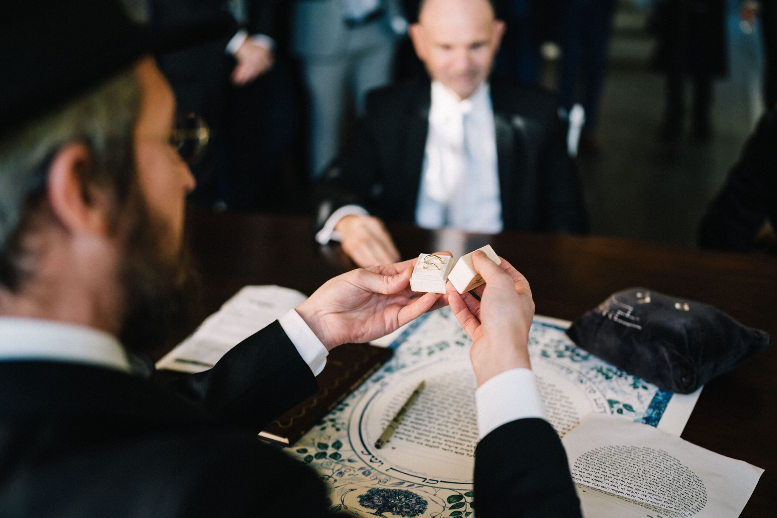 CheChic - Destination wedding Italy - Tracy & John - Jewish Wedding in Rome at Castello di Torcrescenza 24 Image