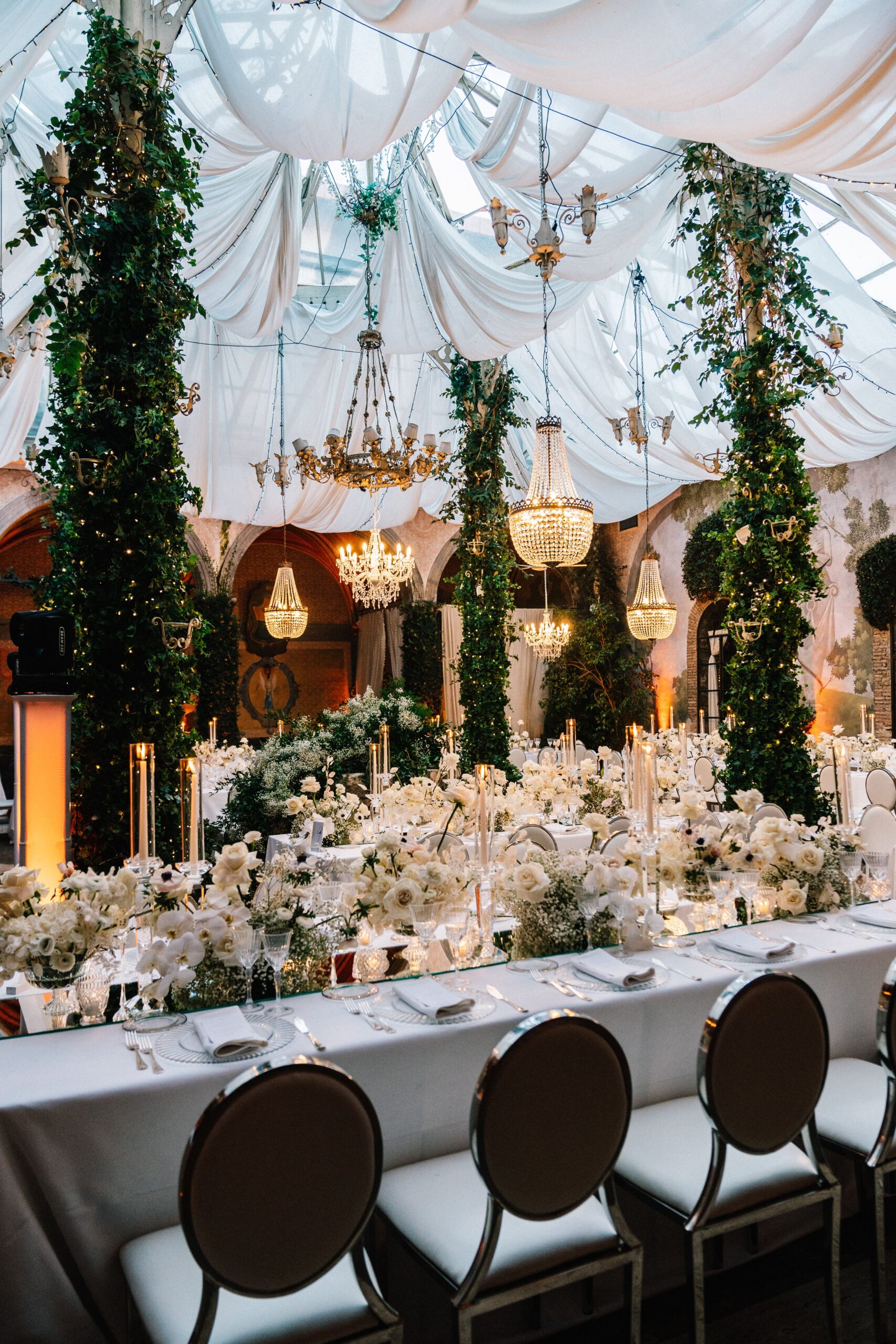 CheChic - Destination wedding Italy - Tracy & John - Jewish Wedding in Rome at Castello di Torcrescenza 45 Image