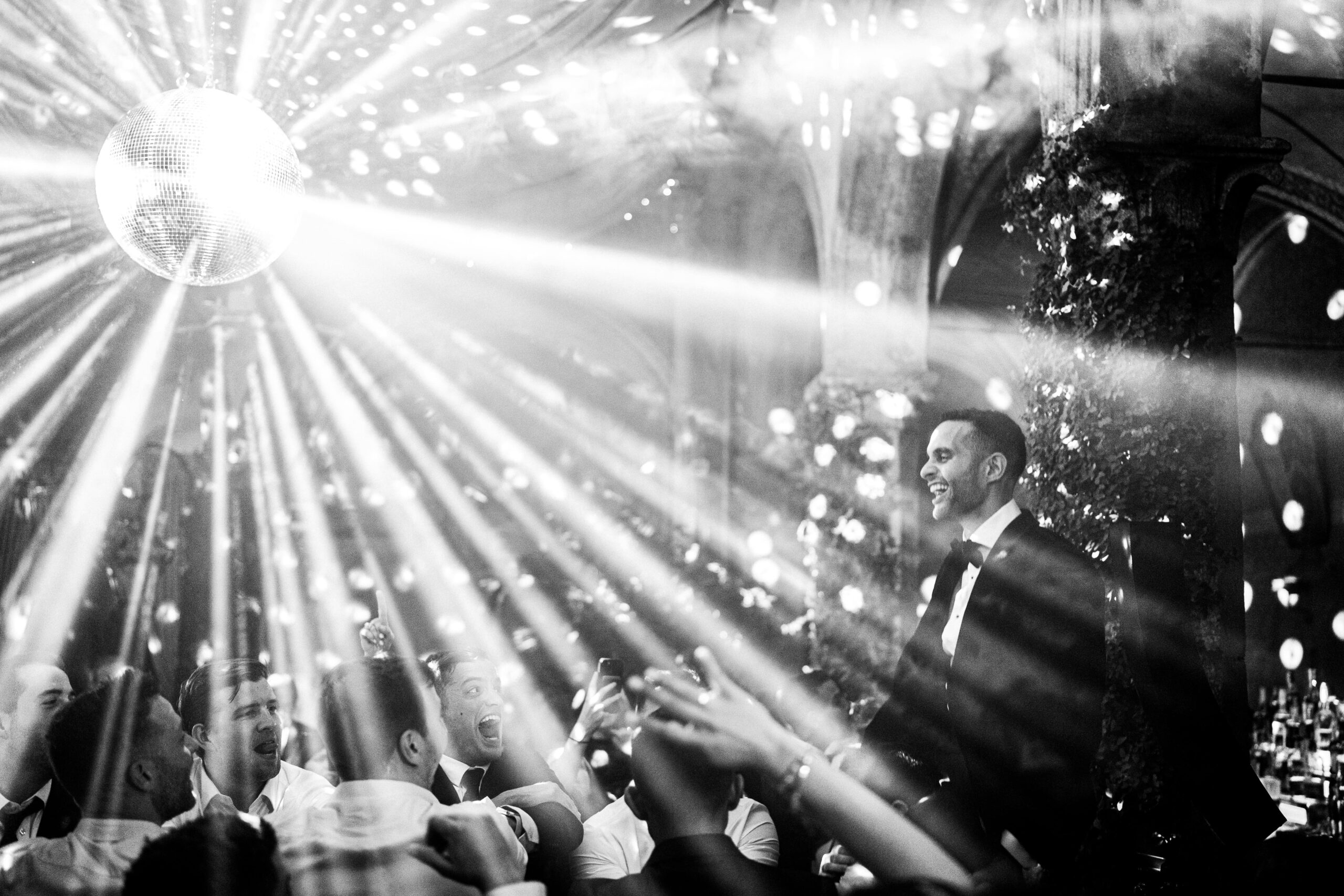 CheChic - Destination wedding Italy - Tracy & John - Jewish Wedding in Rome at Castello di Torcrescenza 52 Image