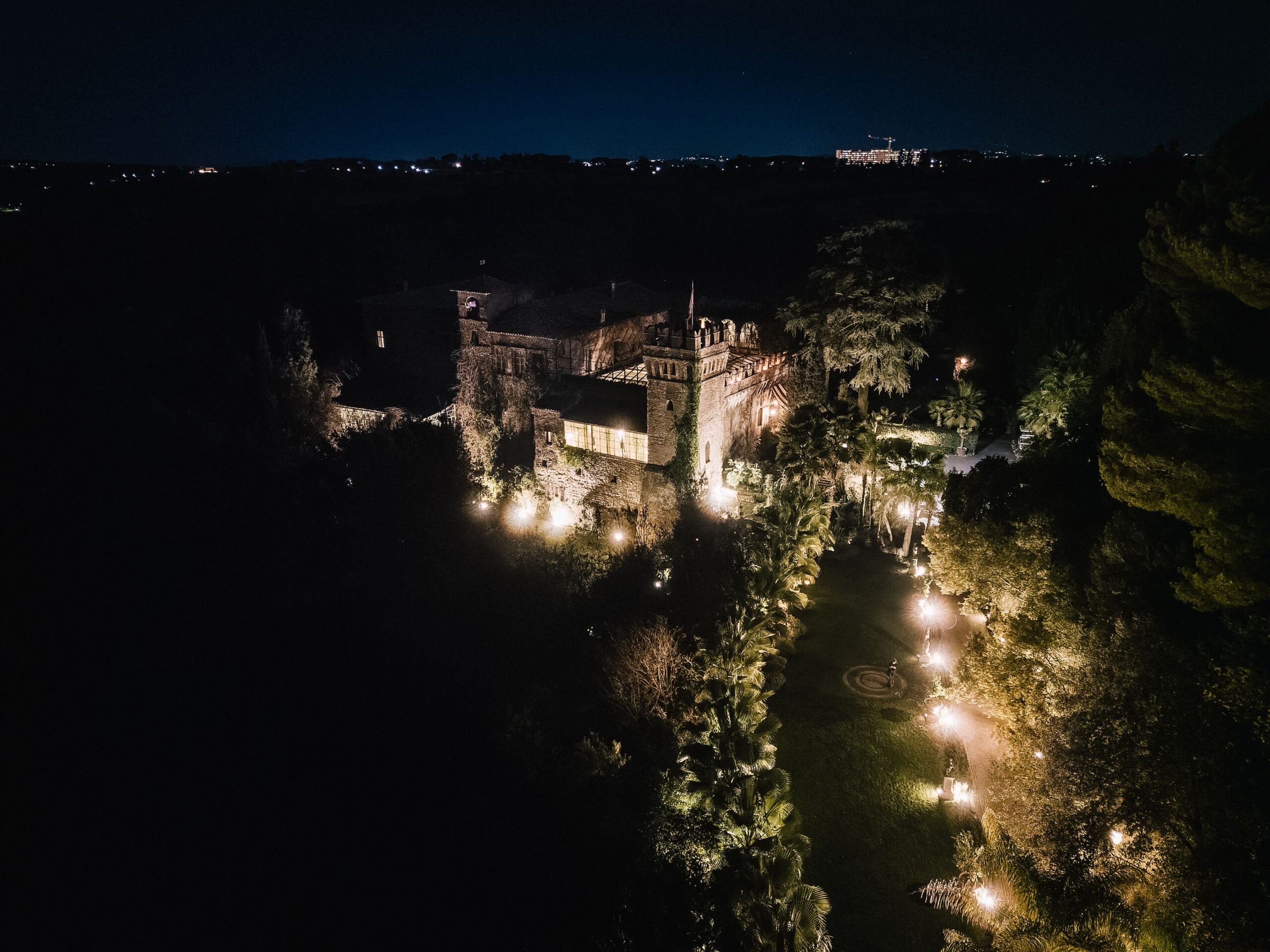 CheChic - Destination wedding Italy - Tracy & John - Jewish Wedding in Rome at Castello di Torcrescenza 55 Image