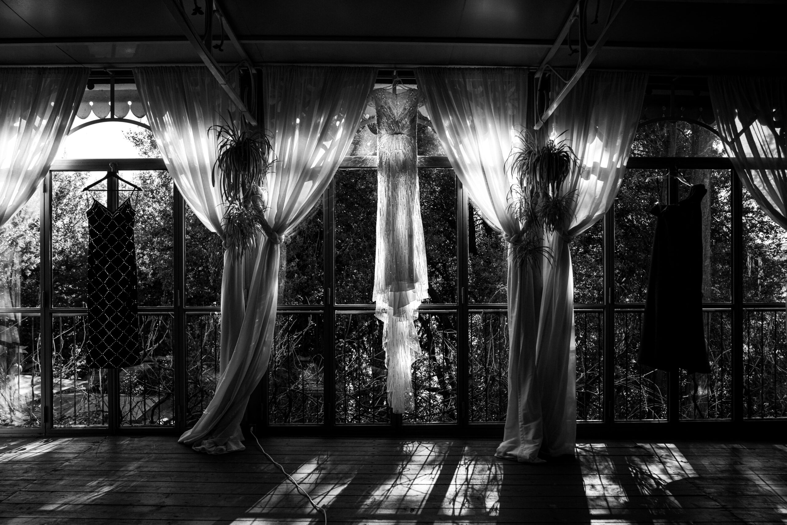 CheChic - Destination wedding Italy - Tracy & John - Jewish Wedding in Rome at Castello di Torcrescenza 8 Image